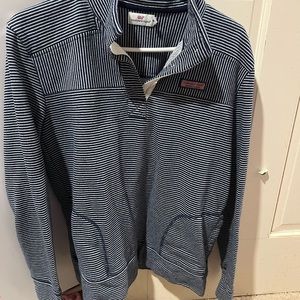 Vineyard vine pullover